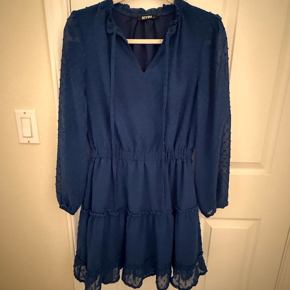 Elegant Blue Ruffled Dress